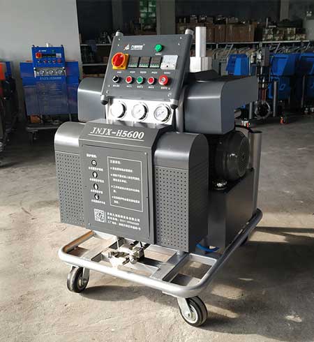 哪里有噴聚脲的施工隊(圖2) 噴聚脲的施工隊推薦H5600噴涂機(jī)